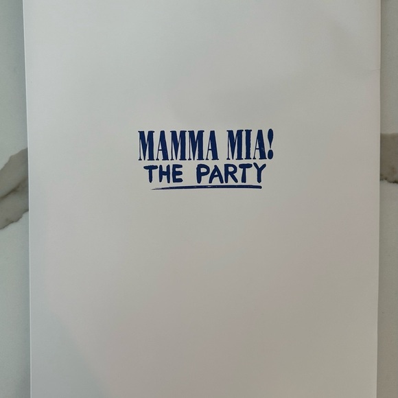 NEW Mamma Mia The Party/Musiscal Swag Bag-London - Picture 3 of 9